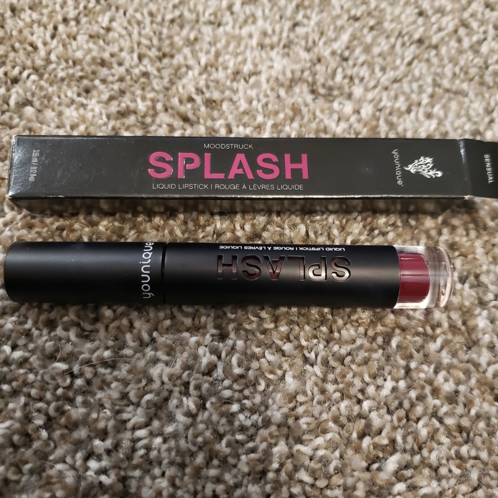 Younique Splash lip stick